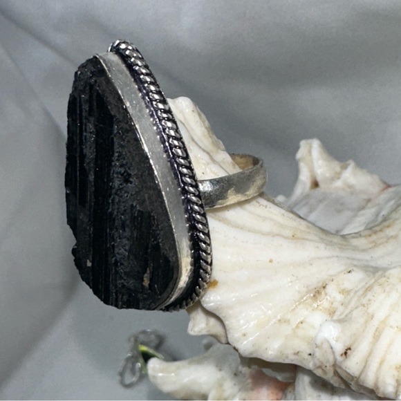 Sale* Raw Tourmaline nostalgia statement Ring - Picture 7 of 12